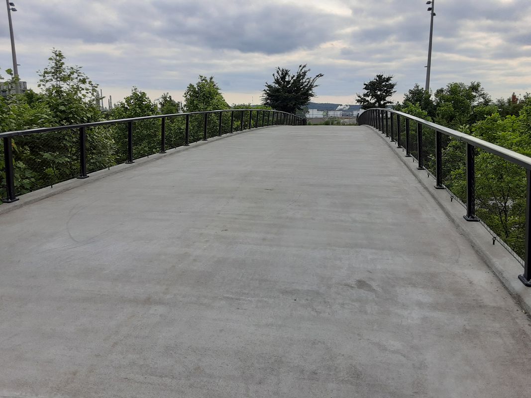 Rode on the Gathering Place in Tulsa, OK trail. E-BIKE THE MACHINE