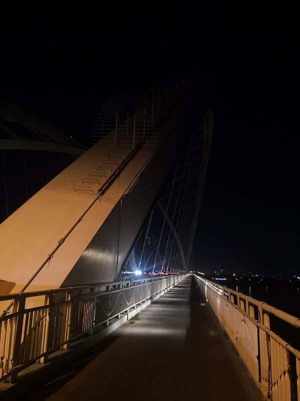 夜骑钱塘江