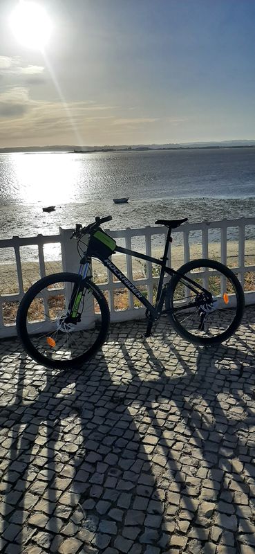 De Rua Cidade da Praia 30, Santo André a Rua Cidade da Praia 30, Santo André