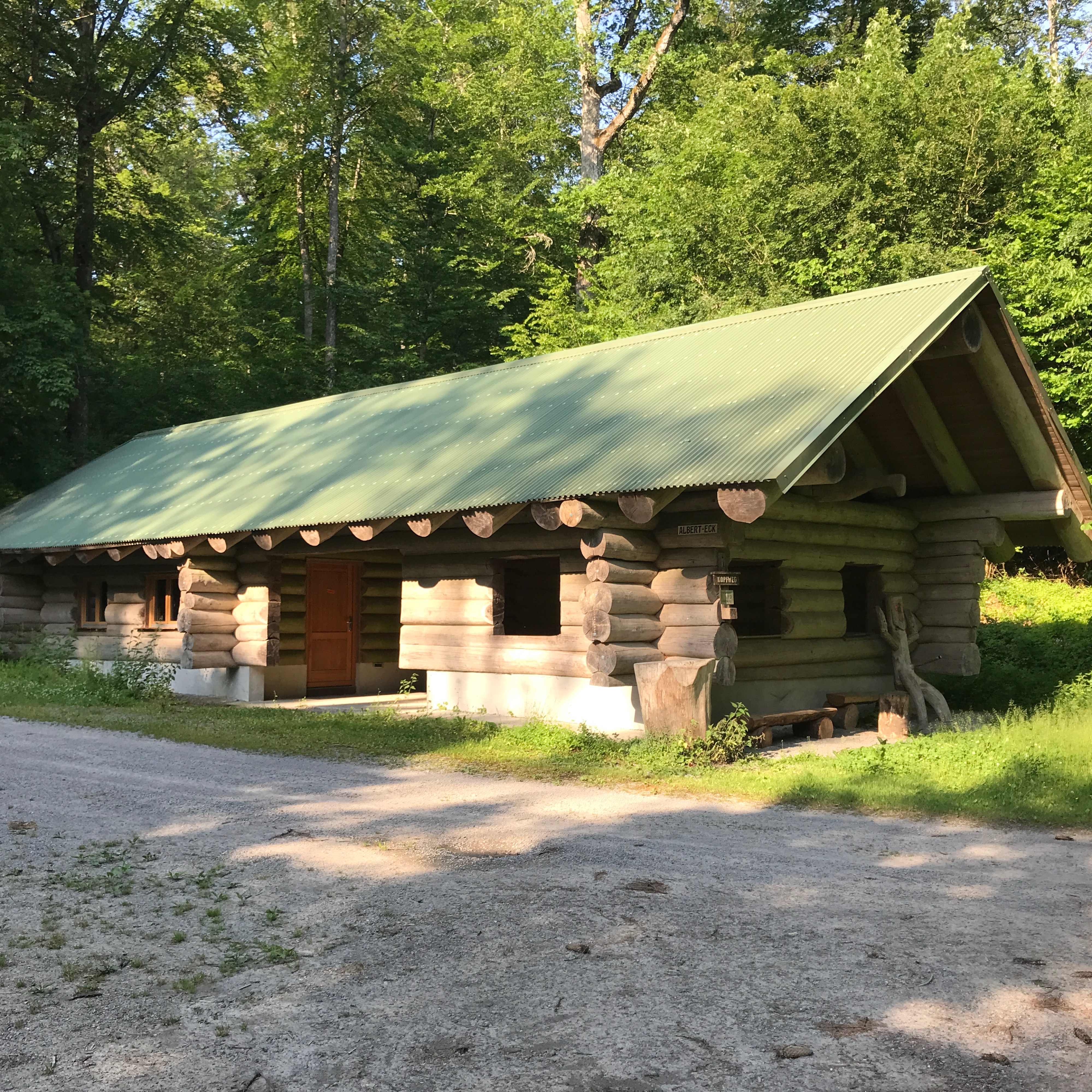vom Kochertal durch Hardthäuser Wald nach Widdern und über Jagsthausen zurück