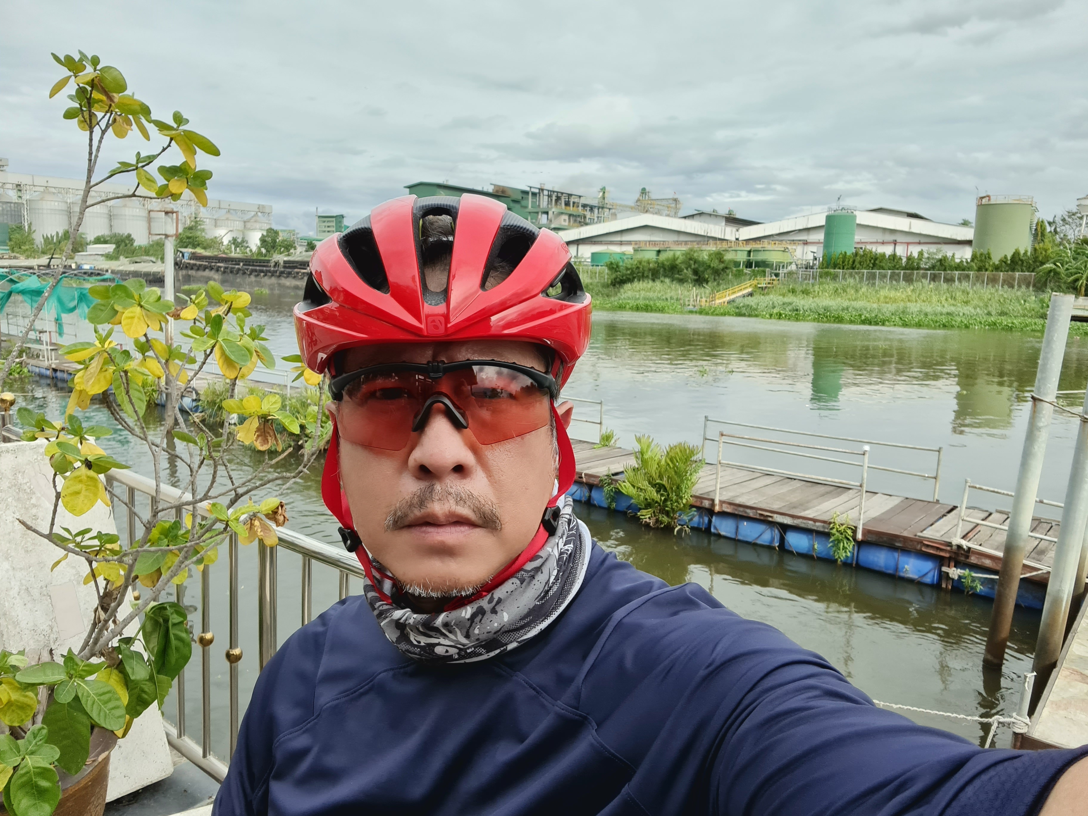 วัดกลางบางแก้ว