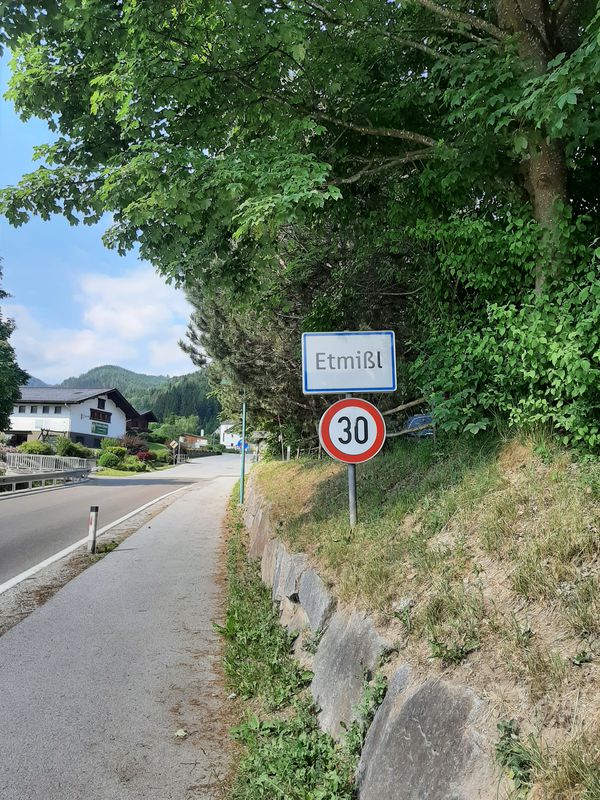 Zapfstraße 9, Kapfenberg nach Johann-Nestroy-Straße 4, Kapfenberg