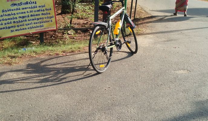 Foto 2 der Bikemap-Route "Unnamed Road, Alanthurai to Poondi Road, Ikkaraibooluvampatti"