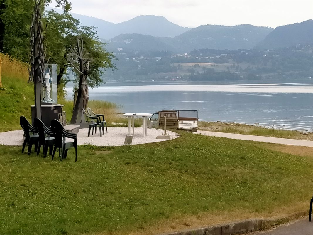 Da Via A. Moro 45, Coroldo a Via Al Lago, Rogeno