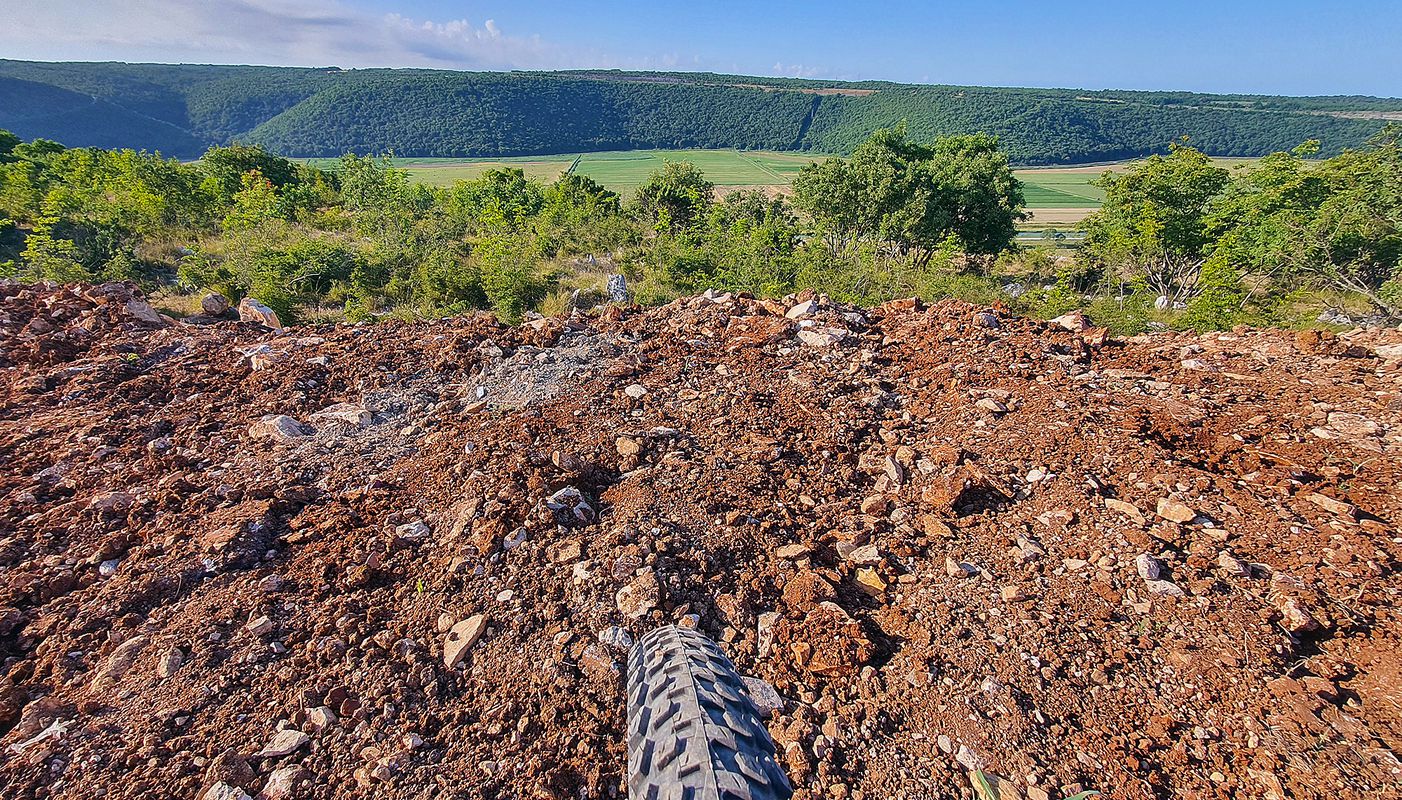 ISTRA MTB Earth, rocks and thorns