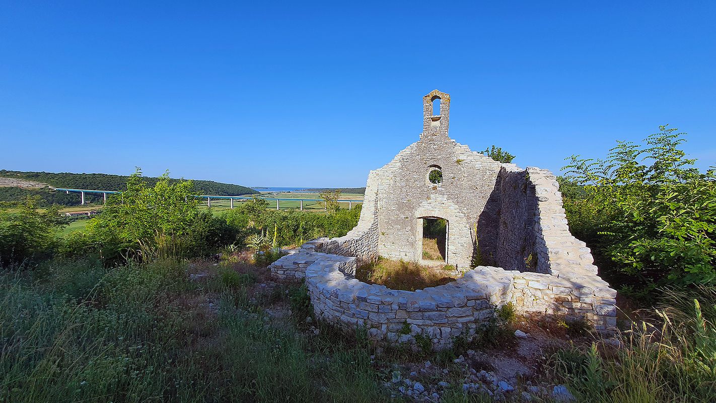 ISTRA MTB Earth, rocks and thorns