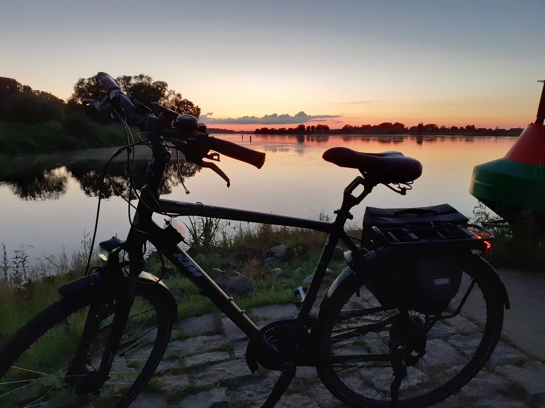 Hitzacker. Schöne Tour an der Elbe. Viel Natur.