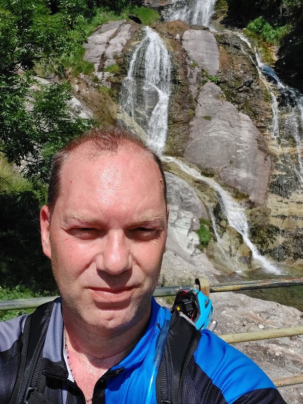 Da Via San Michele 7, Pinerolo a Sentiero per la Conca del Prà, Bobbio Pellice