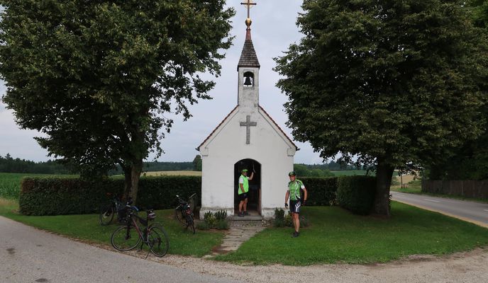 Foto 1 der Bikemap-Route "Wörth-Oberaichbach-Deutenkofen-Adlkofen-Engkofen-Hohenegglkofen-Allmansdorf-Hagrainerstr.-Piflas-Ahrain-Niederaichbach-Wörth"
