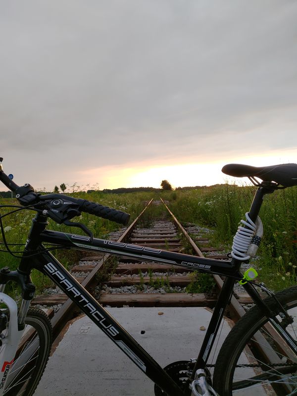 Crossroad przez Giera艂towice, Knur贸w i lasy