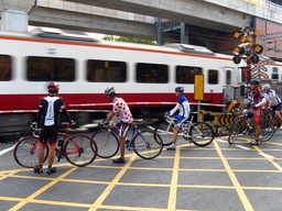 Hebe Bild 5 entlang der Bikemap-Route "LSD 高雄-中寮山-高雄(實騎版)-11-04-24" hervor Hebe Bild 5 entlang der Bikemap-Route "LSD 高雄-中寮山-高雄(實騎版)-11-04-24" hervor