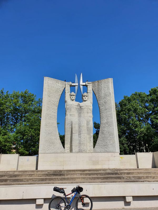 От Aasta 17, Narva до Tibu 42, Narva