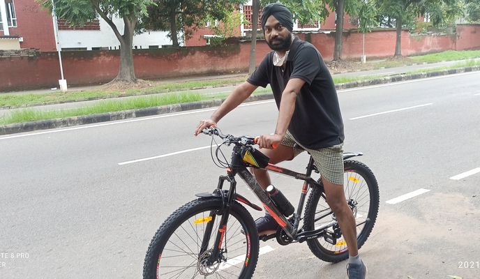 Foto 1 der Bikemap-Route "C-13, Chandigarh to C-13, Chandigarh" Foto 1 der Bikemap-Route "C-13, Chandigarh to C-13, Chandigarh"