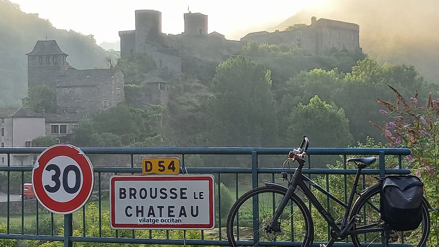 De Saint-Izaire à Saint-Izaire