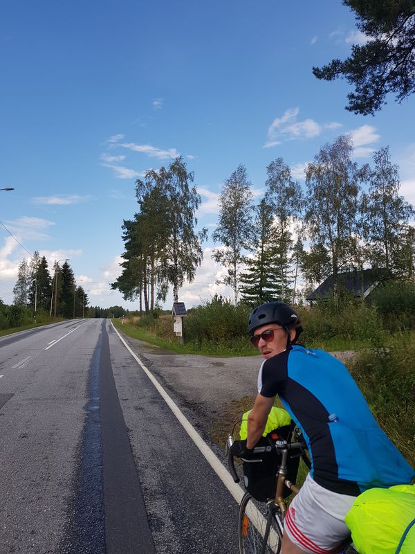Day 9: Vaasa - Fädobu (105km)