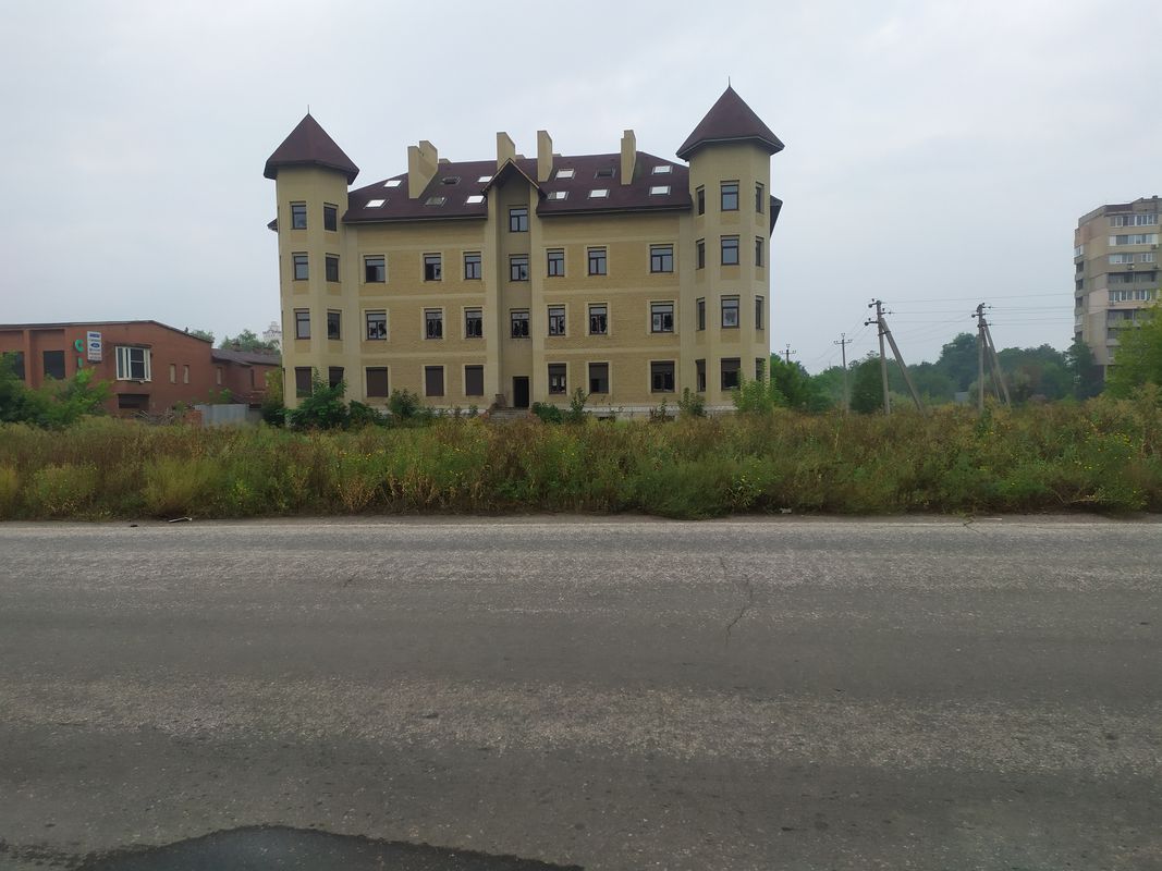 От вулиця Чкалова 2, Макіївка до вулиця Гаврилова 4, Макіївка