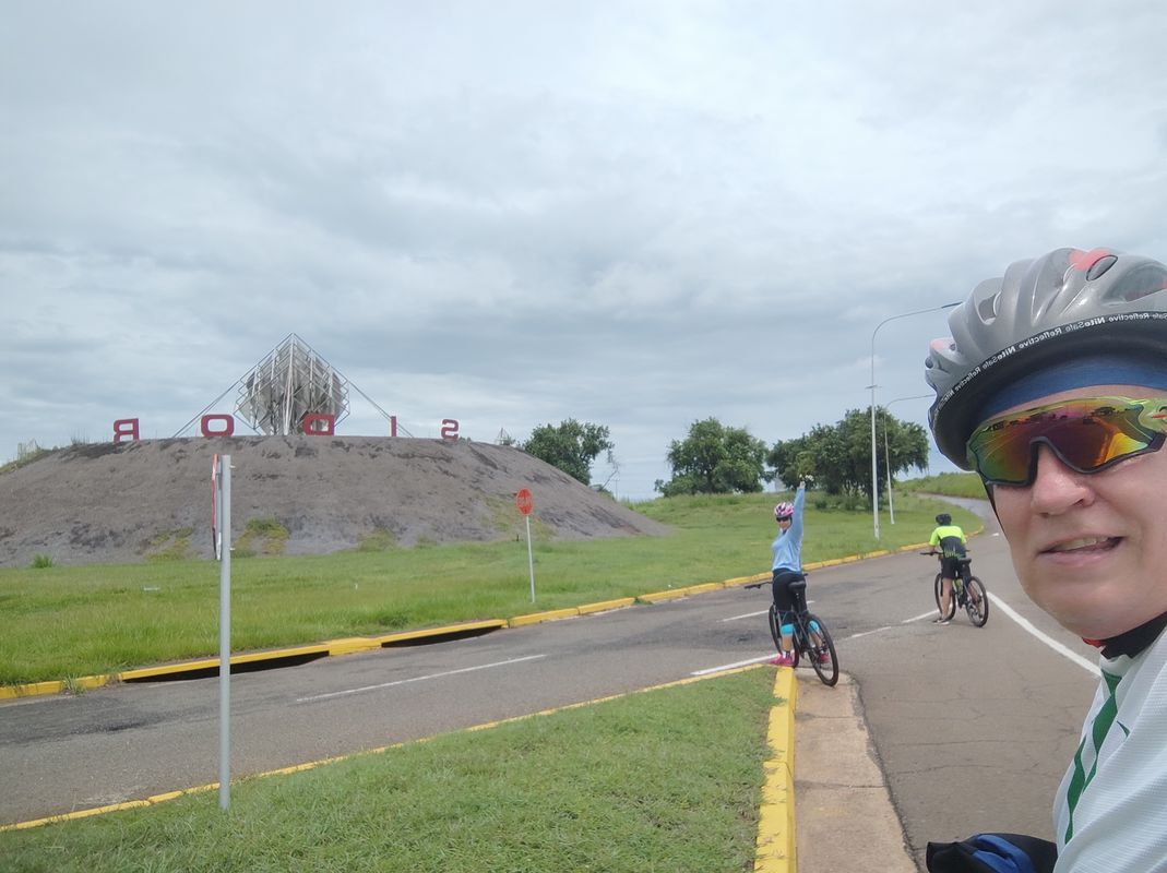 De Avenida Guayana, Ciudad Guayana a Avenida Guayana, Ciudad Guayana