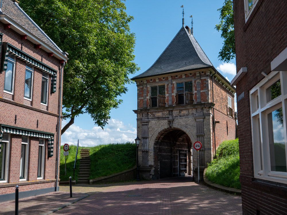 Boat and Bike Alblasserdam - Kinderdijk - Gouda - Schoonhoven