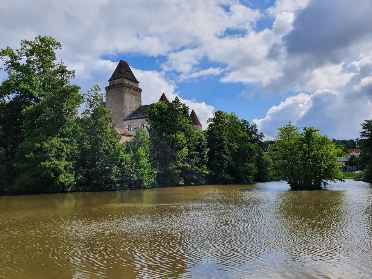 gmünd-krumau-gmünd-krems