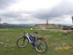 Hebe Bild 4 entlang der Bikemap-Route "Seifh.-Lausche" hervor Hebe Bild 4 entlang der Bikemap-Route "Seifh.-Lausche" hervor