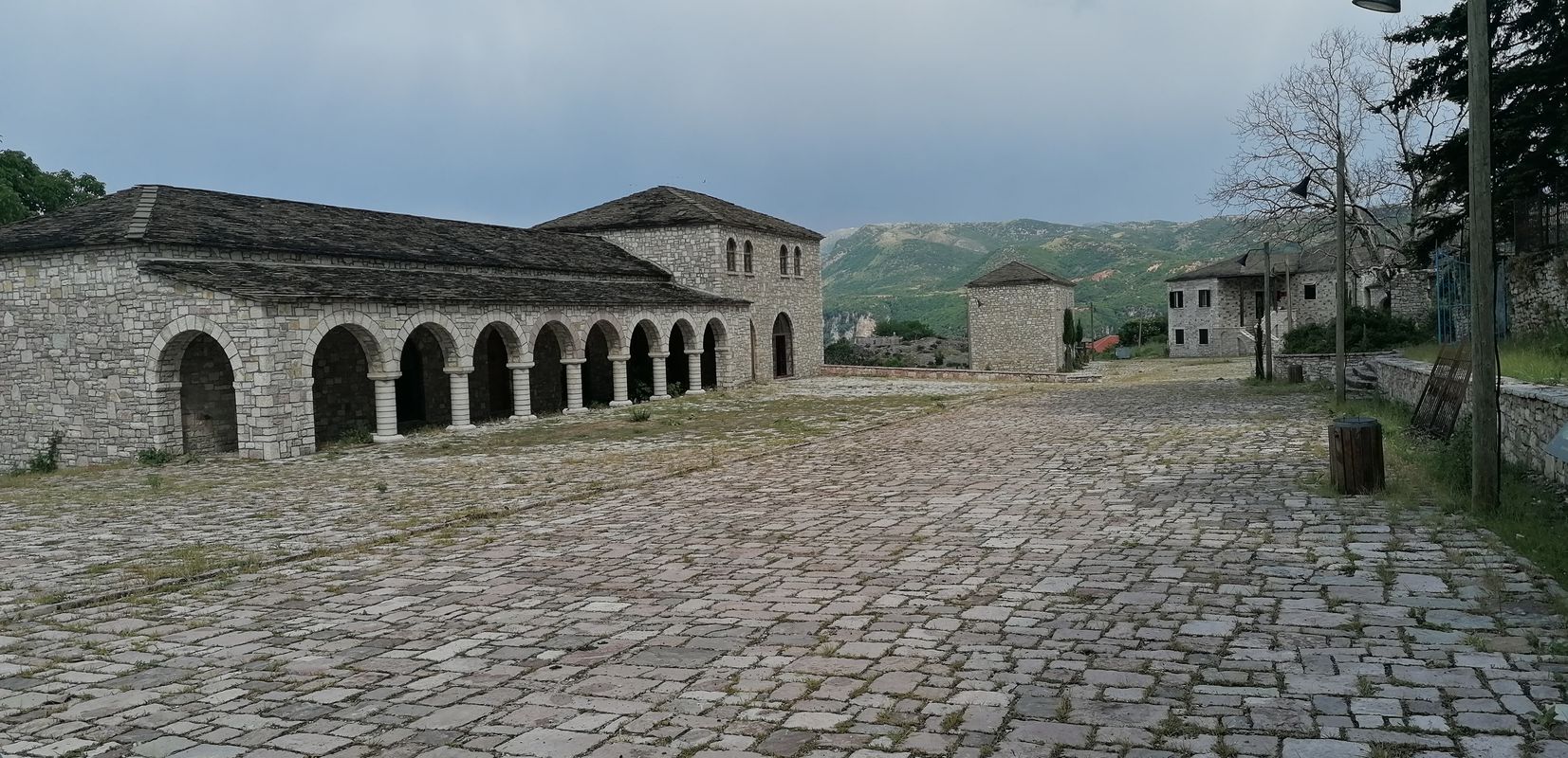 Rruga Ali Pashe Tepelena, Tepelenë to Unnamed Road, Nivica