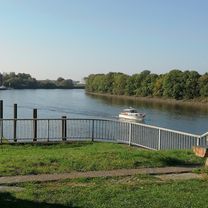 Lemwerder Fähranleger nach Lesumbroker Landstraße 151, Bremen