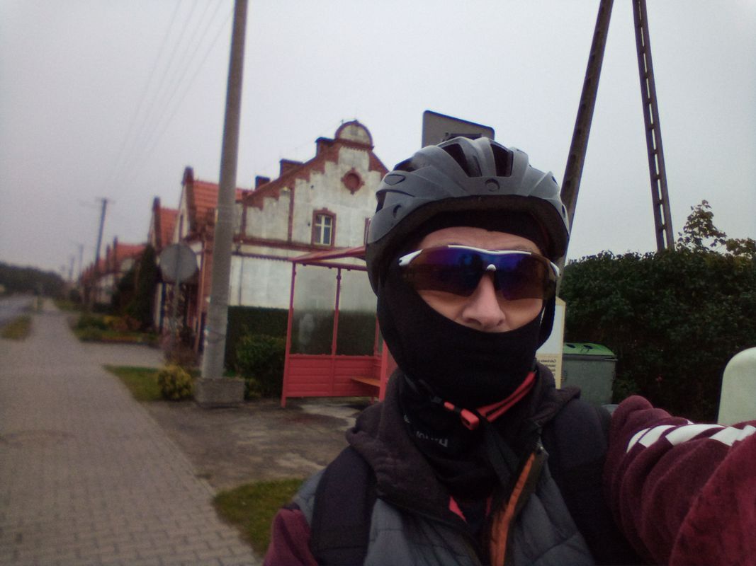 Waryńskiego 71, Sława to Gajowa 4, Sława