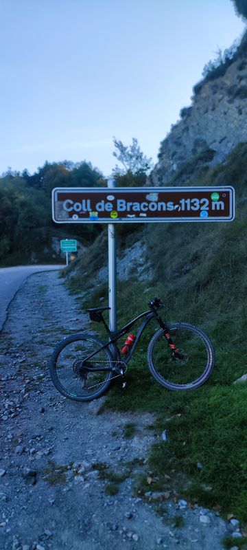 De Mas Andreu, Sant Vicen莽 de Torell贸 a Pla莽a de l'Institut 2, Torell贸