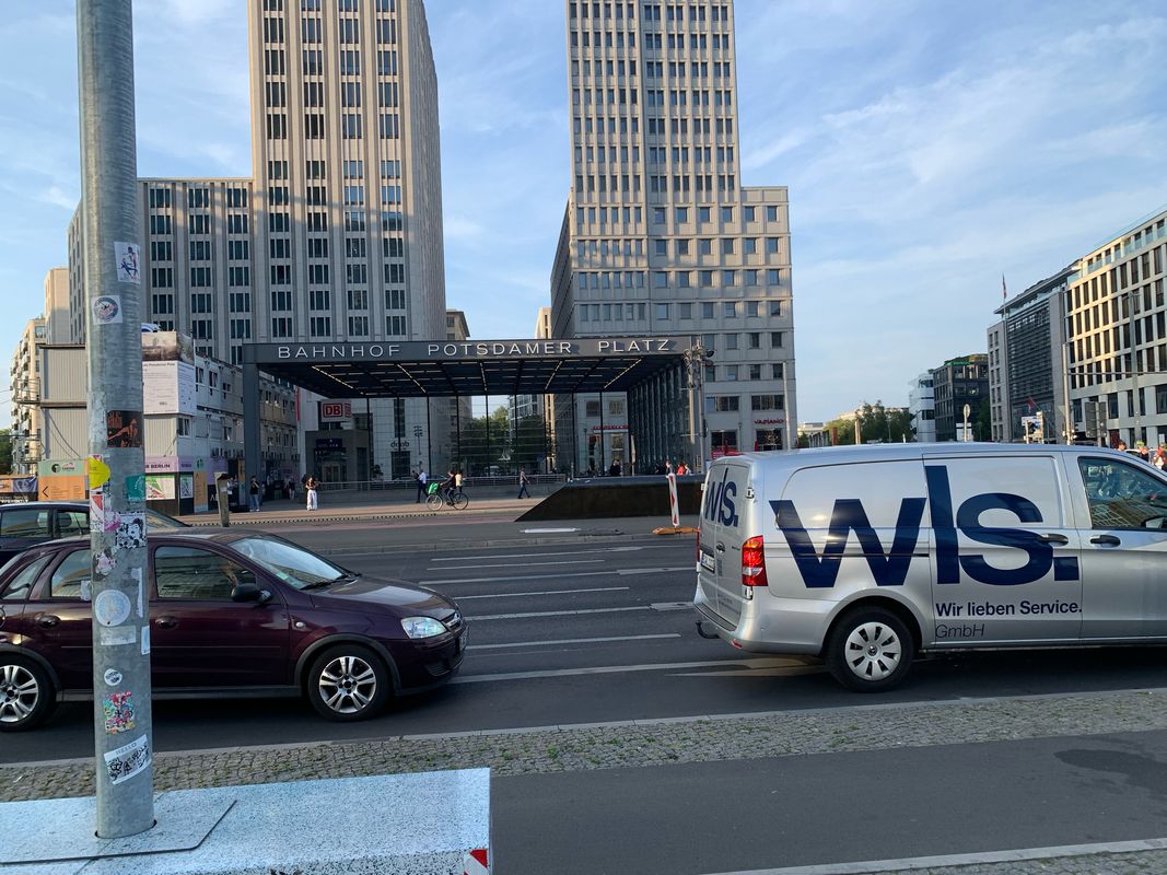 Scheunenweg, Kasel-Golzig nach Mitte, Berlin