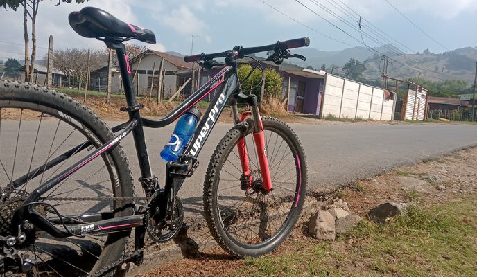 Photo 1 of the Bikemap route "De W483+GH5, Tierra Blanca a W483+GH5, Tierra Blanca"