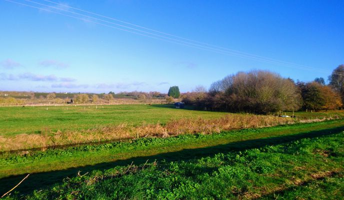 Foto 1 der Bikemap-Route "King's Dyke : Orton Hampton Farcet Cardea Stanground Whittlesey Embankment Woodston Ferry Meadows 4823"