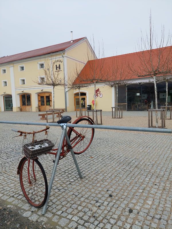 Kutná Hora Bike Tour - Bikes and Beer!