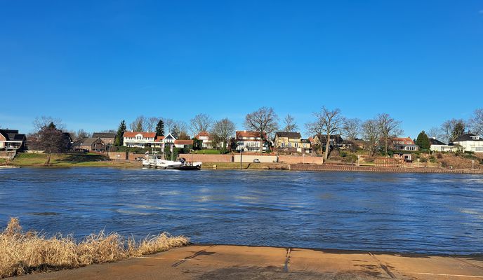 Foto 1 der Bikemap-Route "Brüggen-Kessel-Venlo-Brüggen" Foto 1 der Bikemap-Route "Brüggen-Kessel-Venlo-Brüggen"