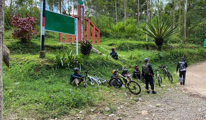 Photo 1 of the Bikemap route "Margaasih – Lembang – Jl. Bukit Tunggul – Cicaheum"